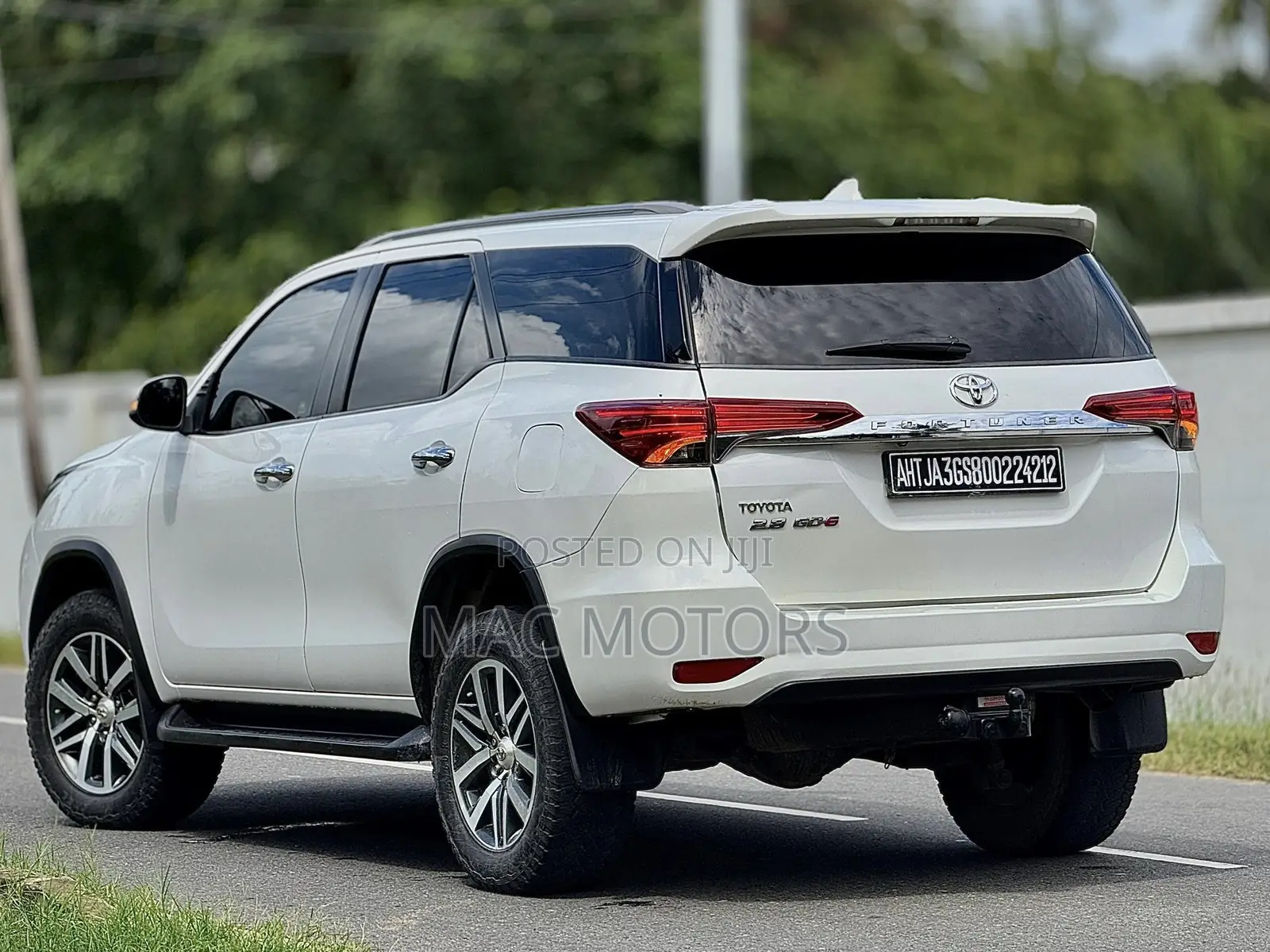 Toyota Fortuner 2.8 D AWD 2017 White