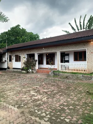 4bdrm House in Mbezibeach for rent