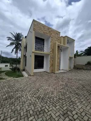 5bdrm Apartment in Salasala, Mbezi Beach for rent