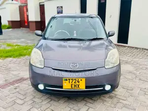 Mazda Verisa 2009 Gray