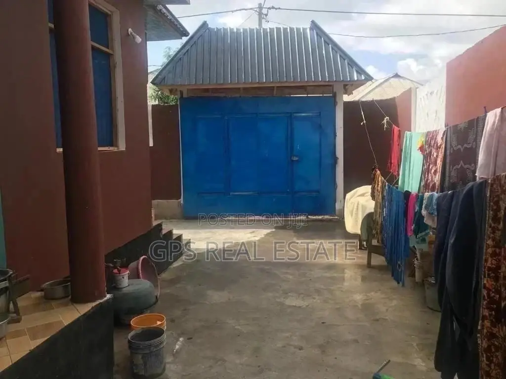 Houseeh For Sale