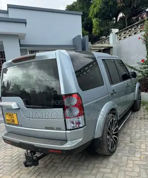 Land Rover Discovery 2011 Blue