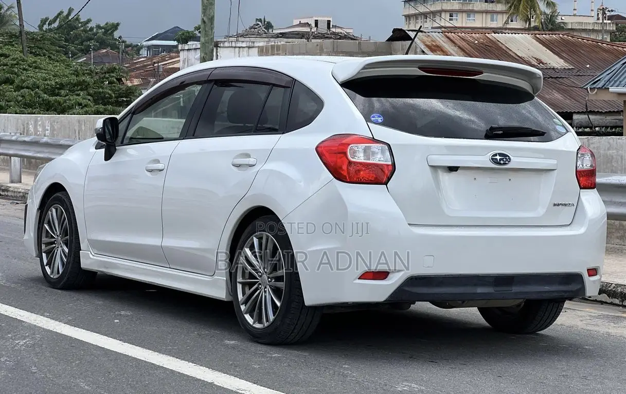 Subaru Impreza 1.6 Sport 2012 White