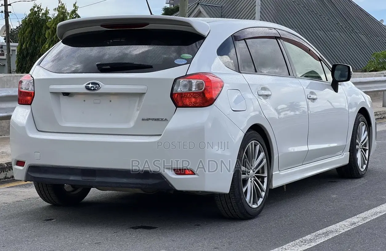 Subaru Impreza 1.6 Sport 2012 White