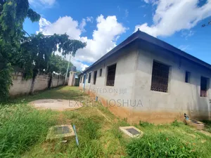 Kiwanja Kinauzwa Madale Polisi