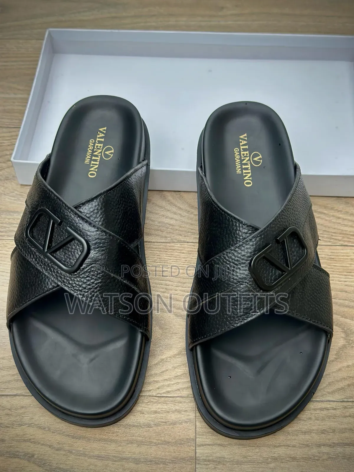 Valentino Garavani Sandals Kali Za Ngozi