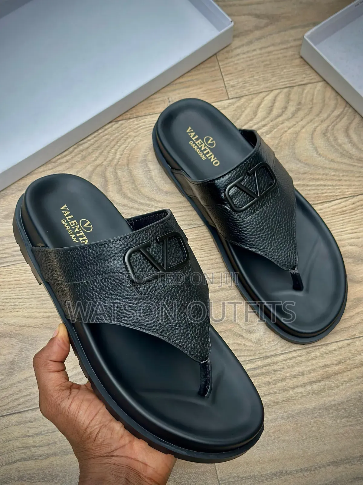 Valentino Garavani Sandals Kali Za Ngozi
