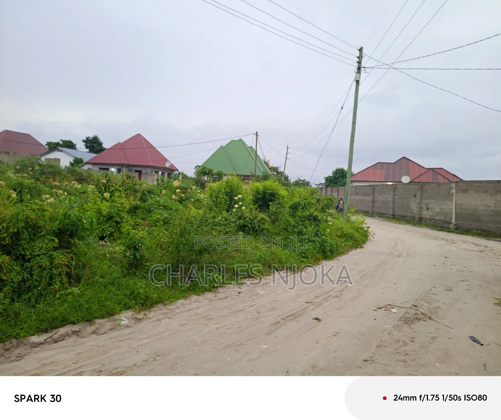 Kiwanja Sqmita 500 Kinauzwa Milioni 12.5 Ukonga Bombambili.