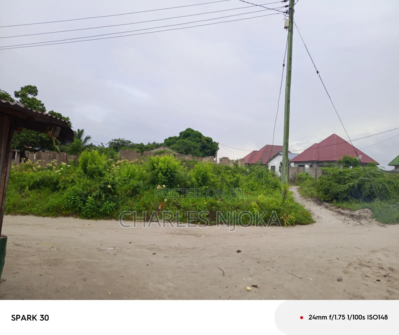 Kiwanja Sqmita 500 Kinauzwa Milioni 12.5 Ukonga Bombambili.