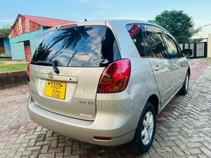 Toyota Corolla Spacio 1.5 V 2003 Gold