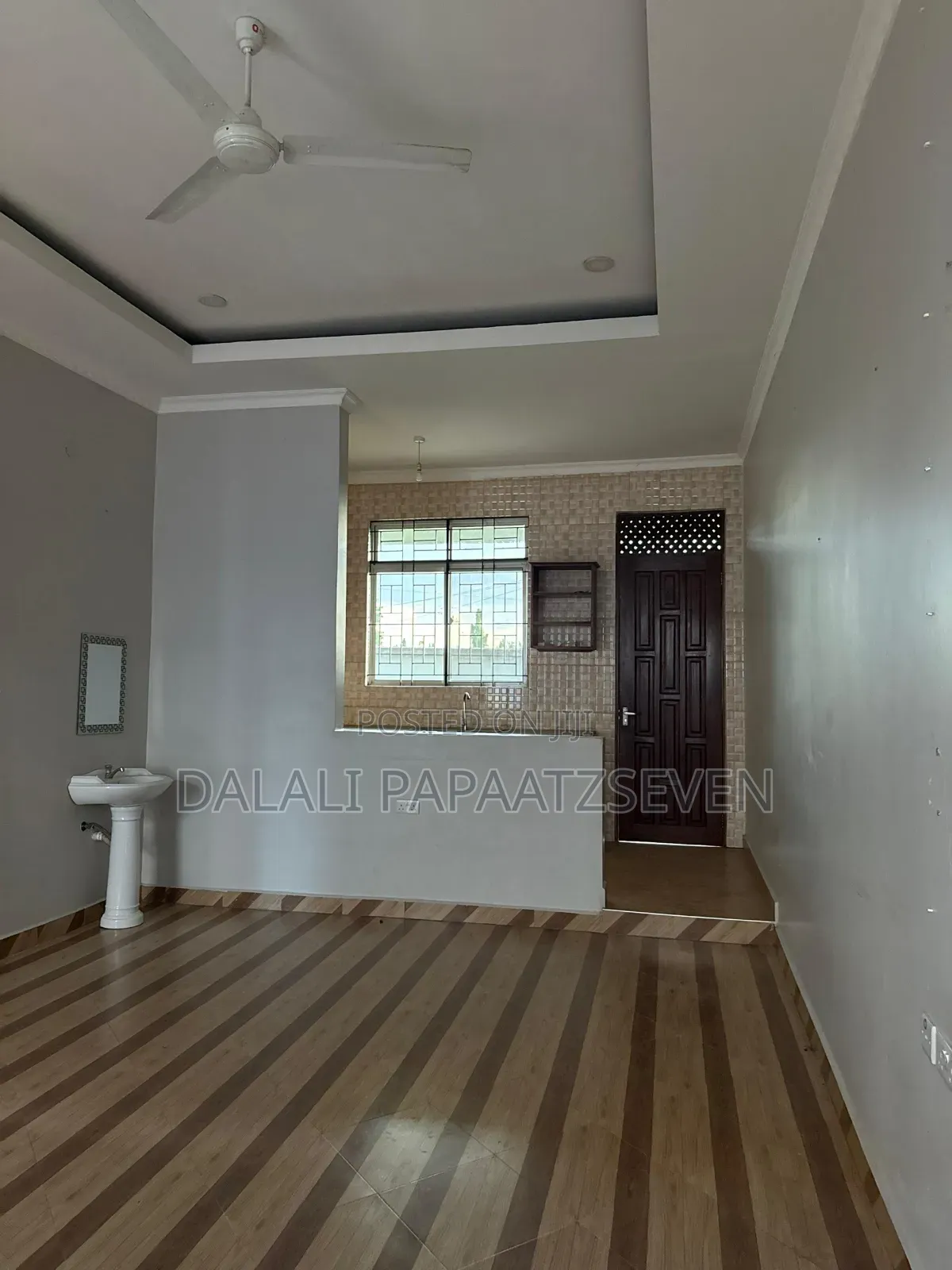 2bdrm Apartment in Dalalipapaatzseven, Bunju for rent