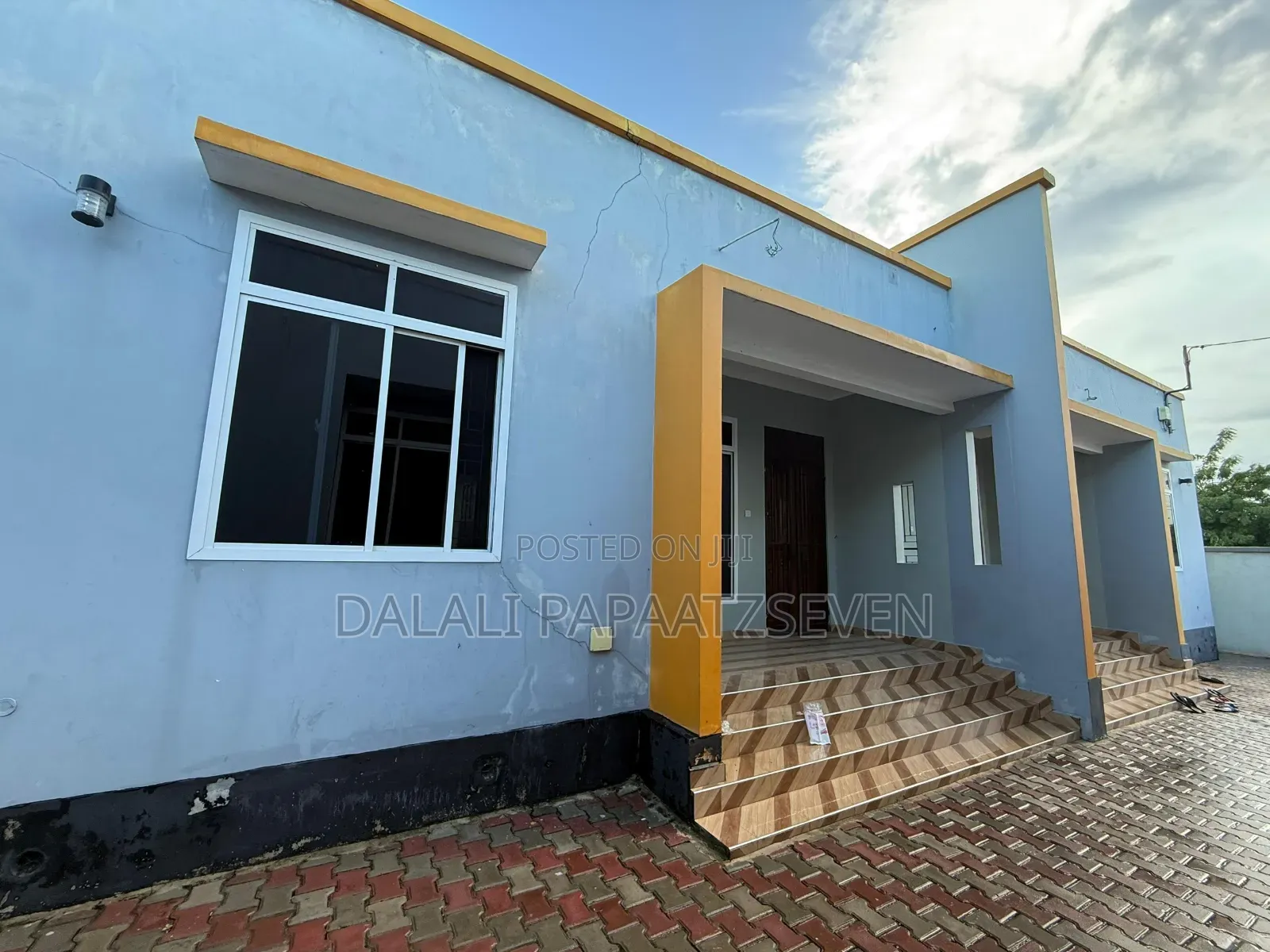 2bdrm Apartment in Dalalipapaatzseven, Bunju for rent