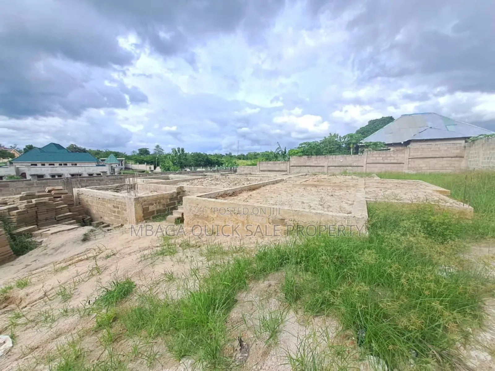 Plot for Sale at Mbezi Luguruni Area SQM 1000 Million 80