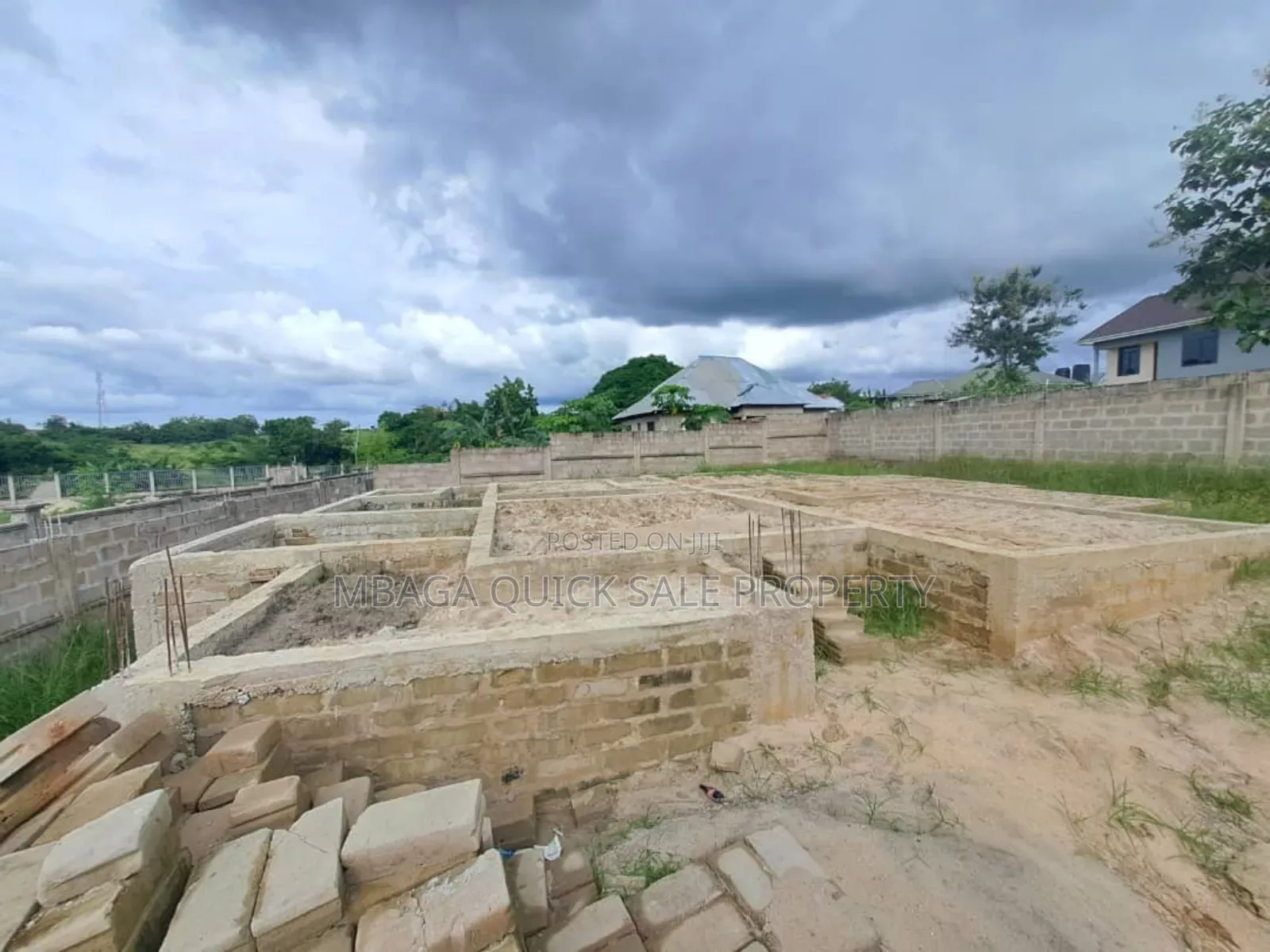 Plot for Sale at Mbezi Luguruni Area SQM 1000 Million 80