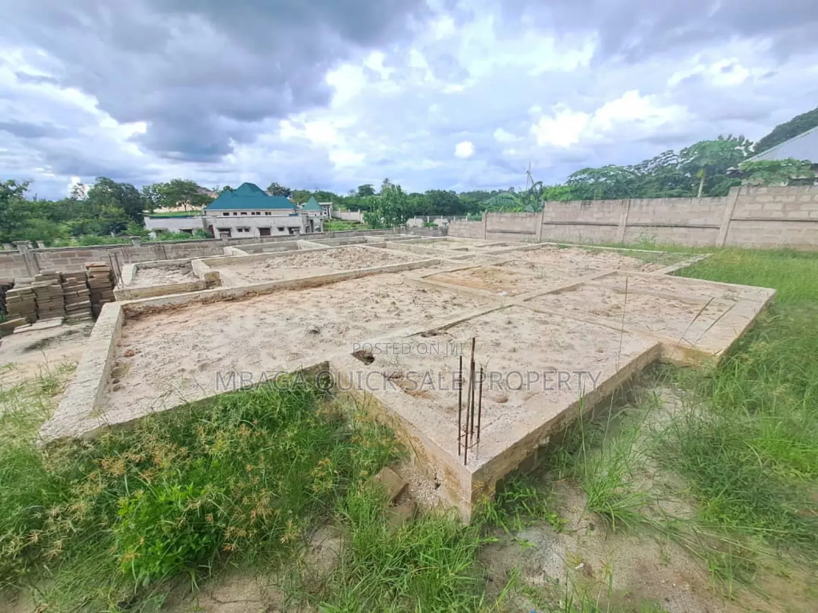 Plot for Sale at Mbezi Luguruni Area SQM 1000 Million 80