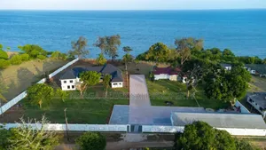 6bdrm House in Mwambani Tanga for sale