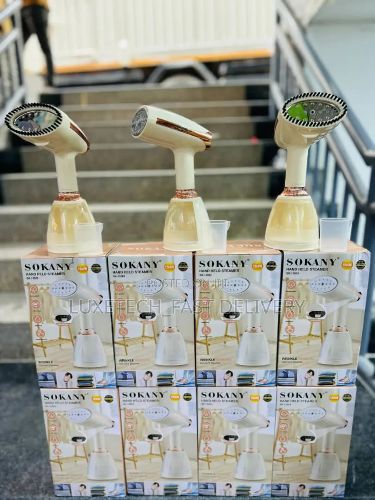 Sokany Hand Held Steamer for Removing Wrinkles From Clothes