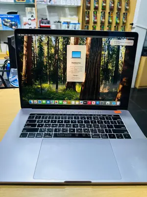 Laptop Apple MacBook Pro 2019 64GB Intel Core I9 SSD 1T