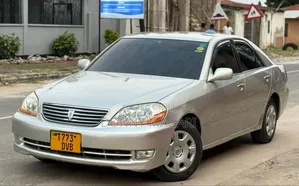Toyota Mark II 2002 Silver