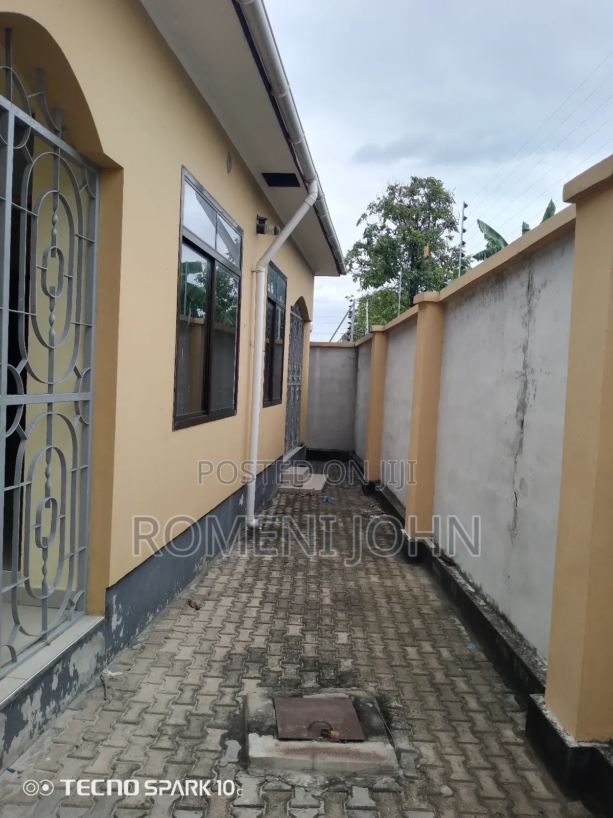 2bdrm Apartment in Tanzania Daresalaam, Ilala for rent