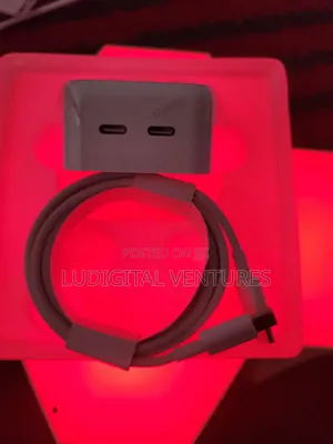 iPhone Android Type C ,1 Meter Wire Dual Port Type C Fast Charger
