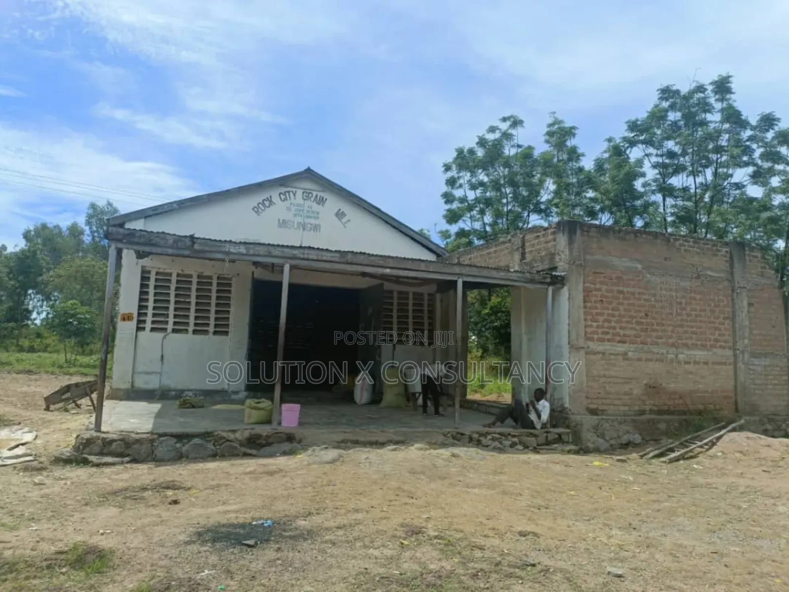 Factory and Warehouse for Sale at Misungwi Mwanza