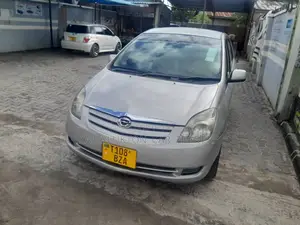 Toyota Corolla Spacio 2005 Silver