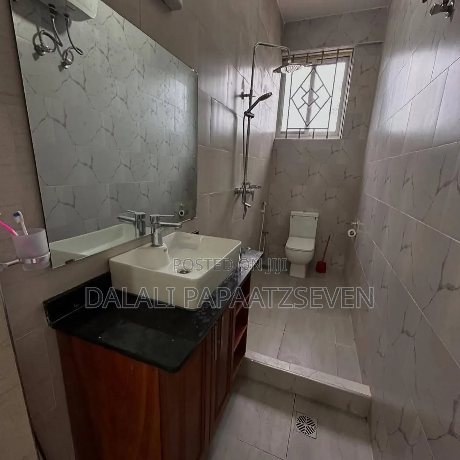 3bdrm Apartment in Dalalipapaatzseven, Kinondoni for rent