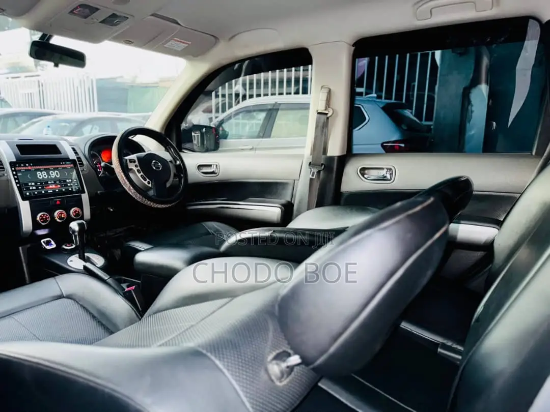 Nissan X-Trail 2010 Black