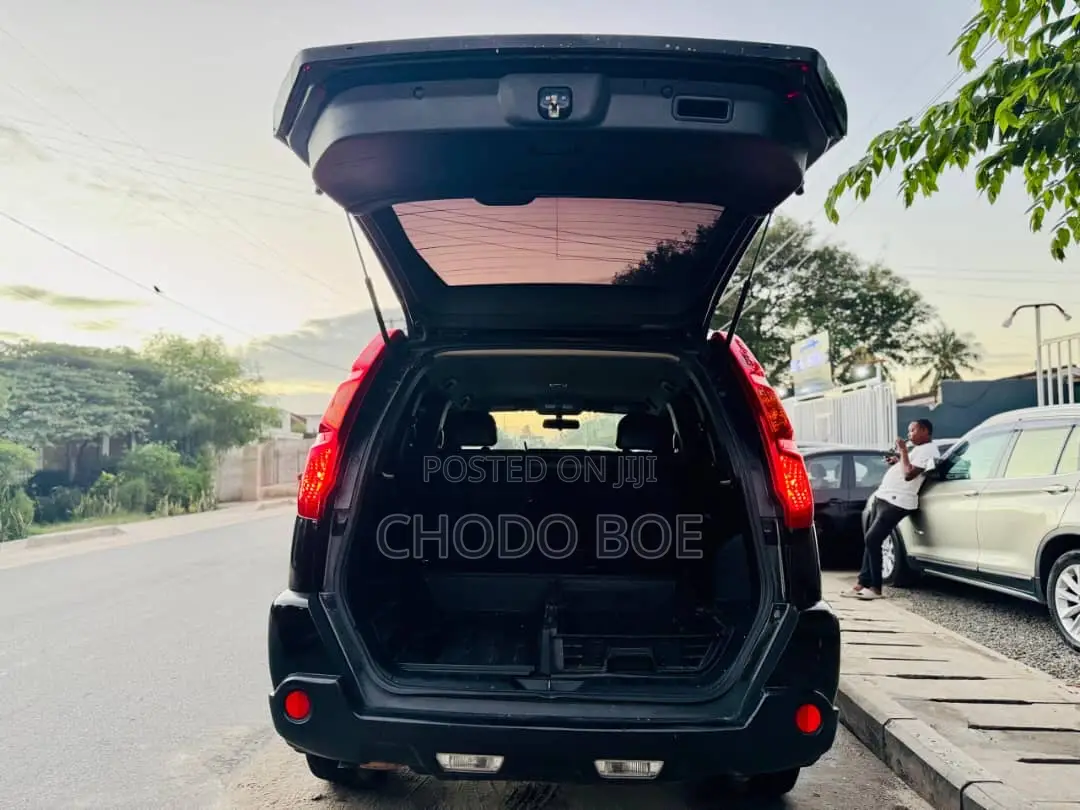 Nissan X-Trail 2010 Black