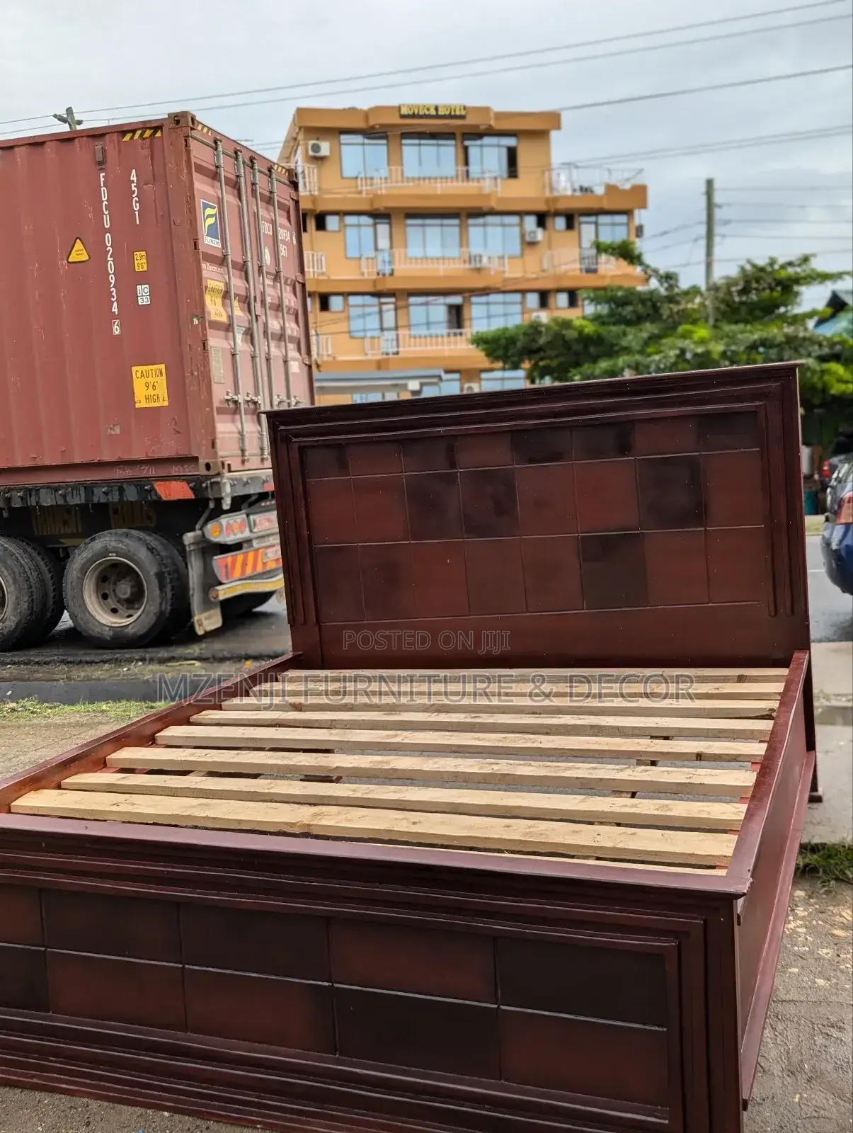 Woodbed Clear
