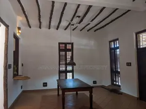 5bdrm House in Mbez Beach, Mbezi for sale