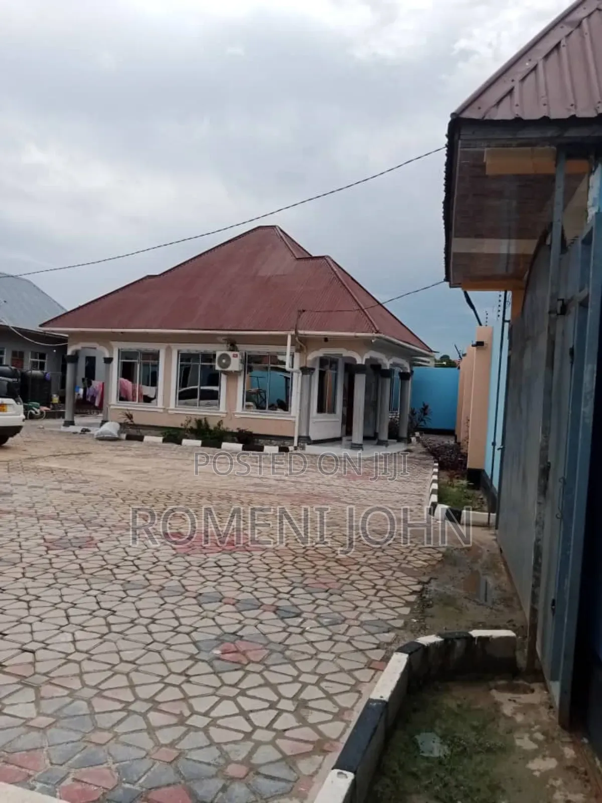 11bdrm Apartment in Tanzania Daresalaam, Ilala for sale