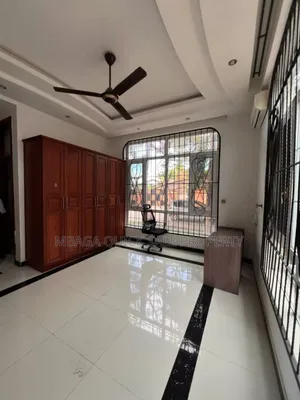 Furnished 6bdrm House in Mbezi Beach, Kigamboni for sale