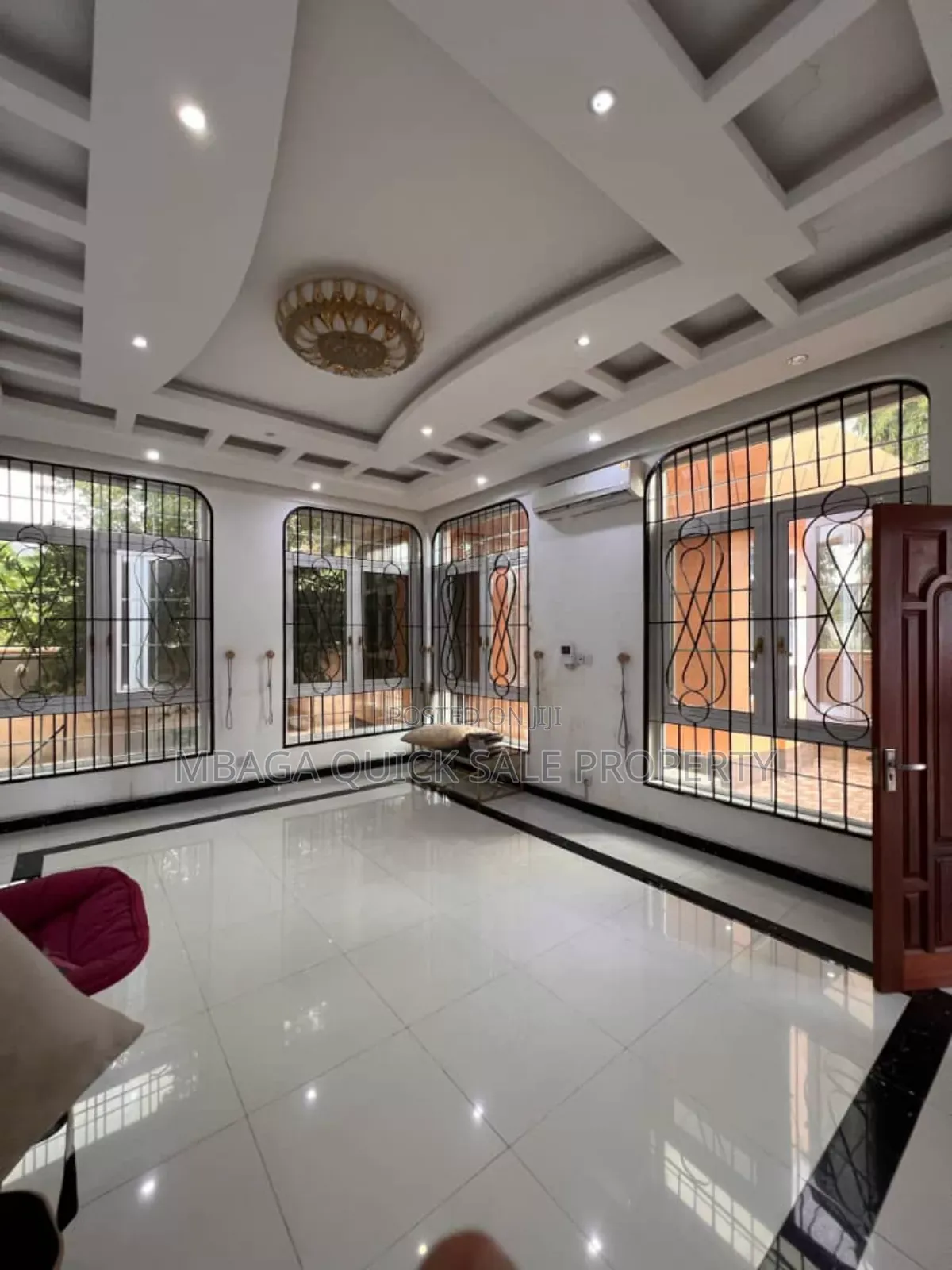 Furnished 6bdrm House in Mbezi Beach, Kigamboni for sale
