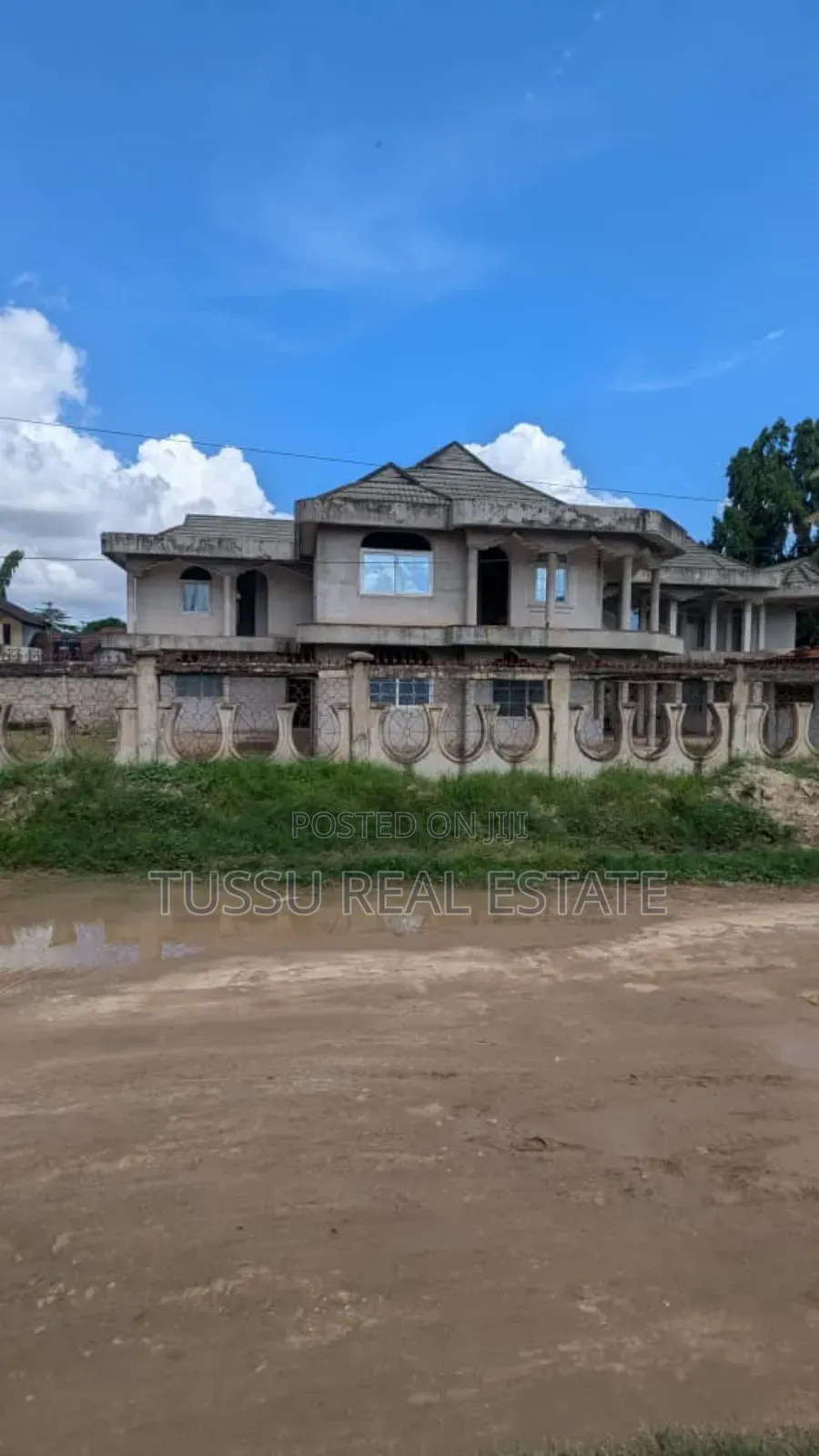 Mini Flat in Mbezibeach Shule for sale