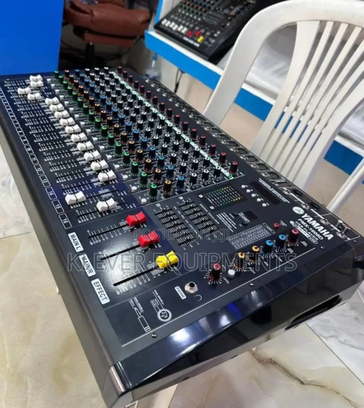 Yamaha 16channel Power Mixer PMX-1608d