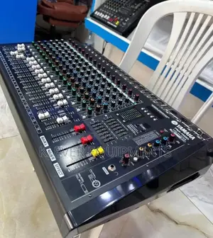 Yamaha 16channel Power Mixer PMX-1608d