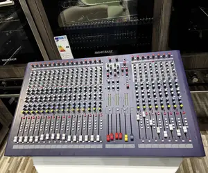 Soundcraft Lx9-24 Channel Live Mixer