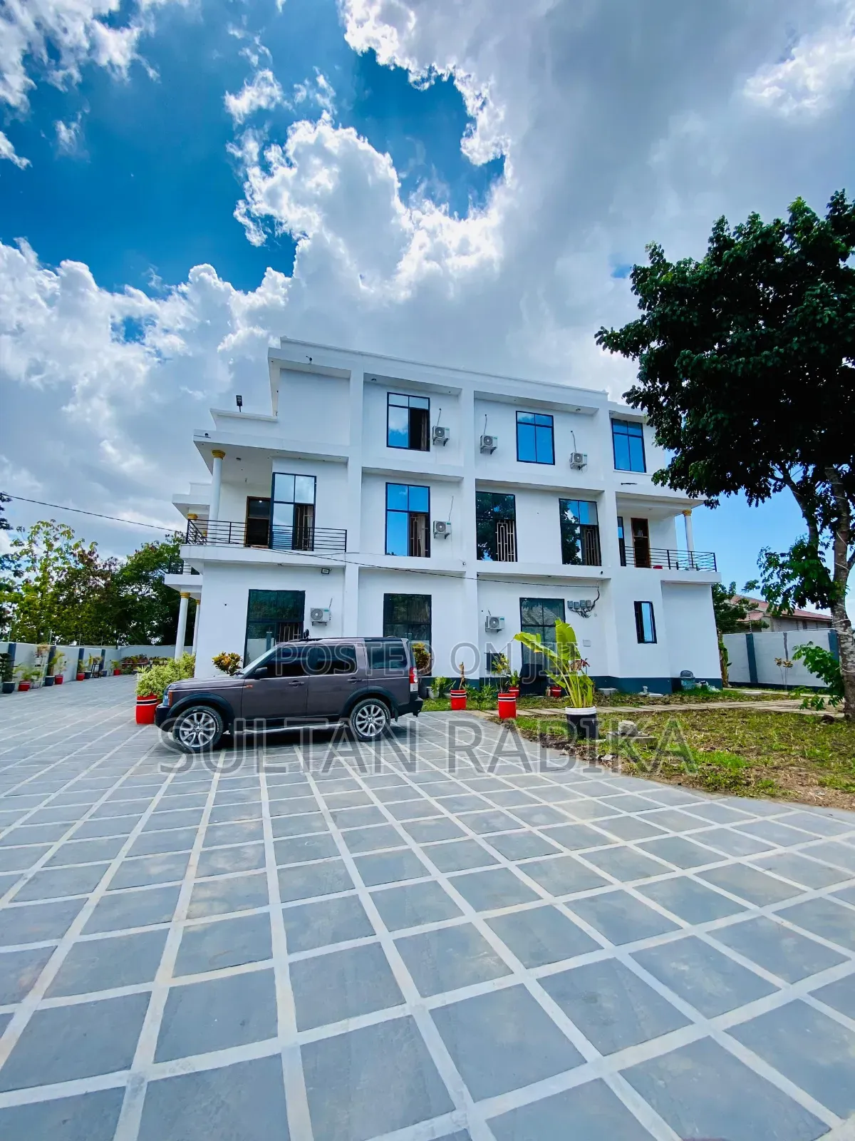 Furnished 10bdrm House in Kigambon Geza Ulole, Kigamboni for sale