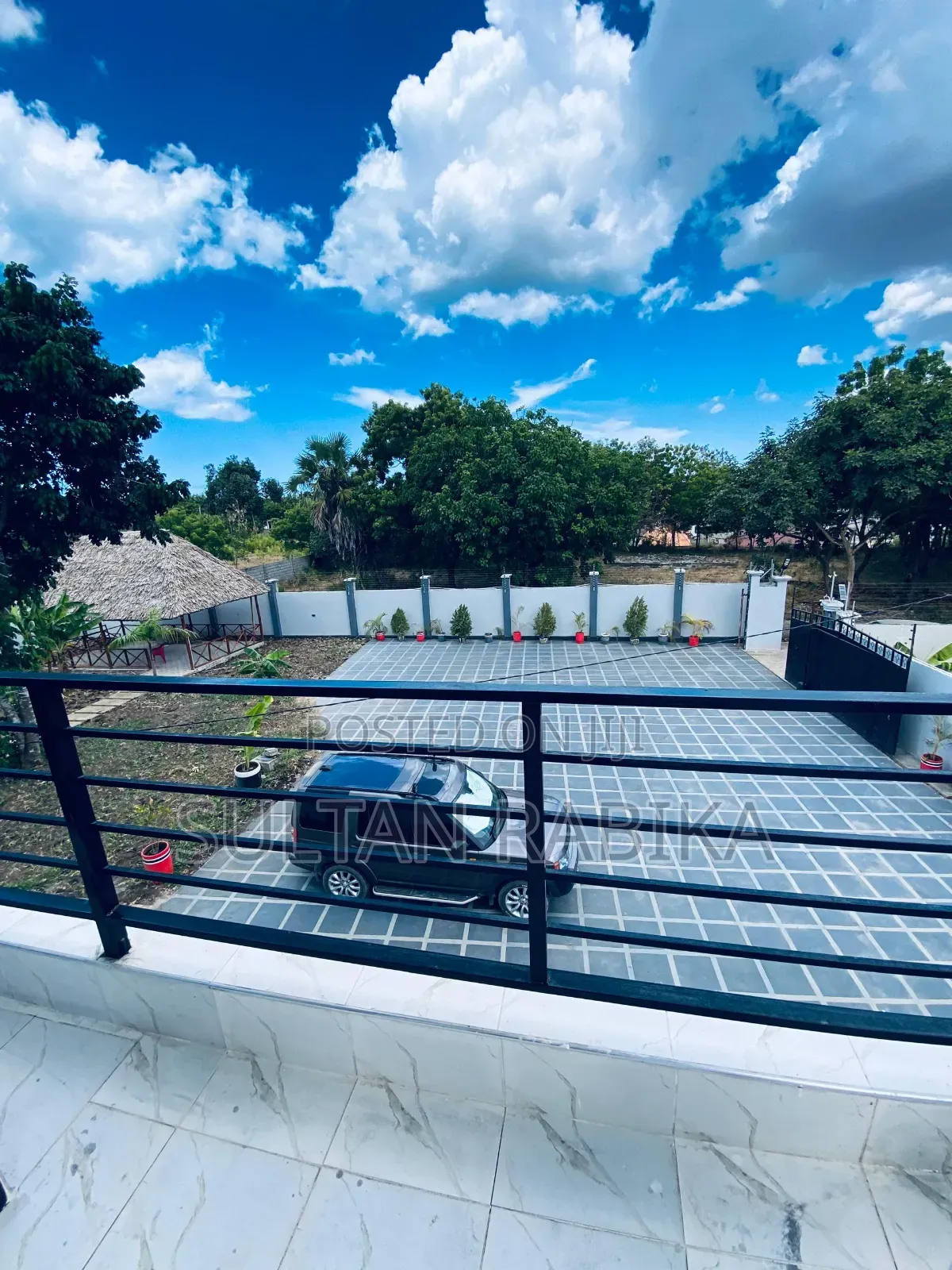 Furnished 10bdrm House in Kigambon Geza Ulole, Kigamboni for sale