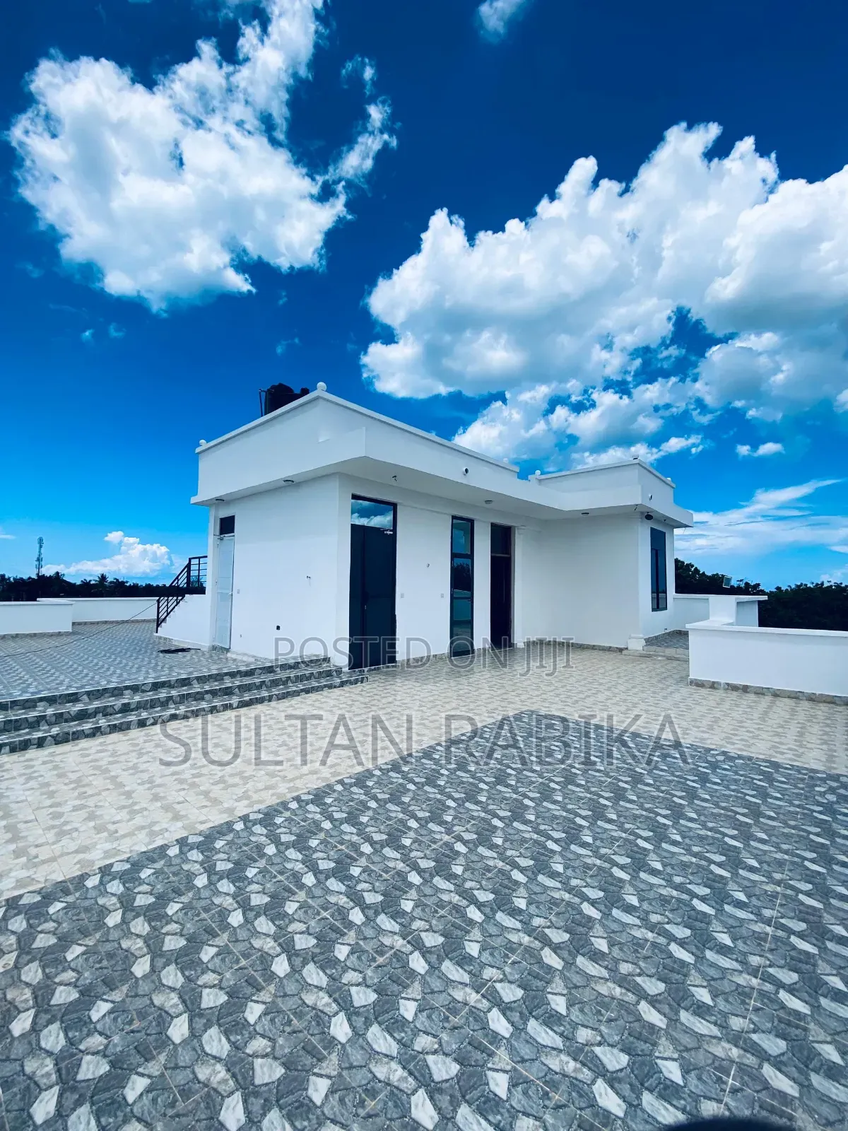 Furnished 10bdrm House in Kigambon Geza Ulole, Kigamboni for sale