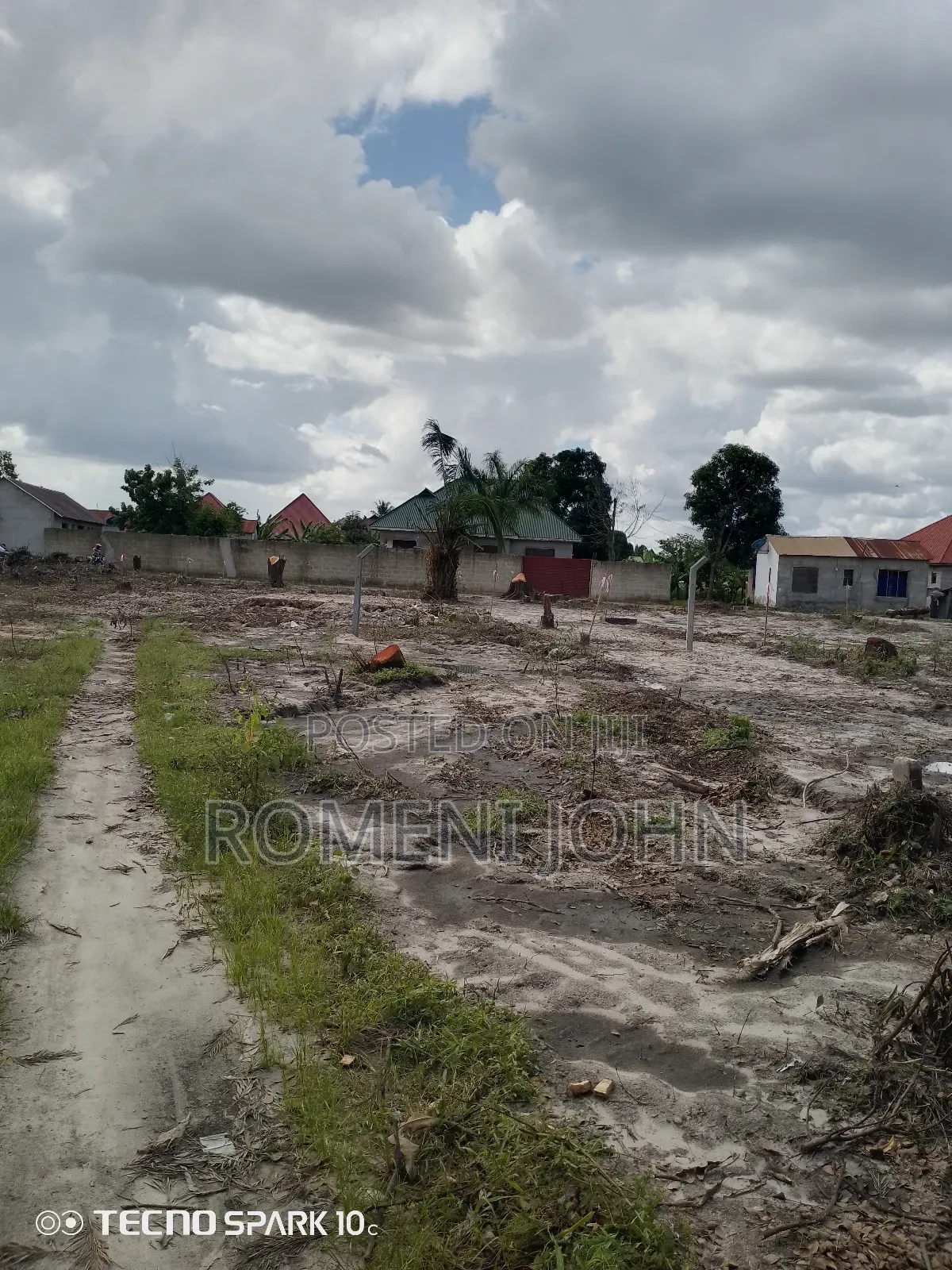 Kiwanja Mita 13 Kwa Mita 12 Kinauzwa Milion 5.6 Majohe Rada.