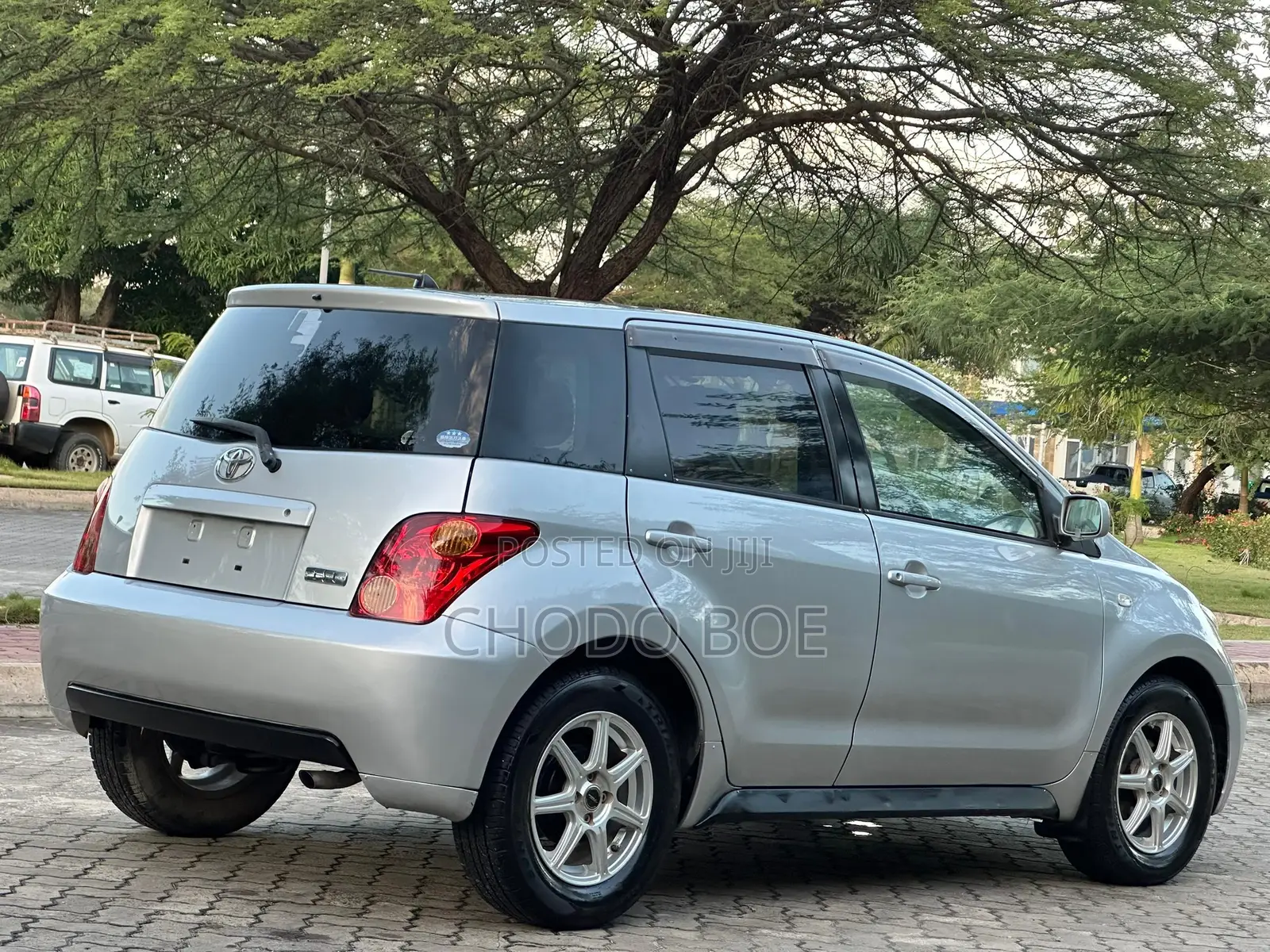 Toyota IST 2003 Silver