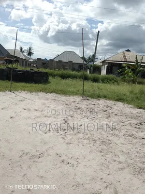Kiwanja Mita Sqmita 200 Kinauzwa Miln 4.8 Ukonga Bombambili.