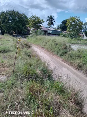 Kiwanja Mita 15 Kwa Mita 14 Kinauzwa Milioni 4.7 Bombambili.