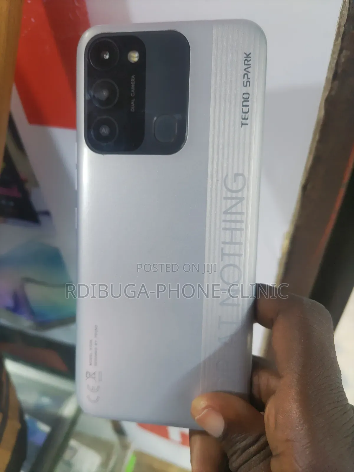 Tecno Spark 8C 64 GB Silver