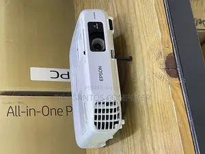 Epson Eb S18 Screen 200+ Inches