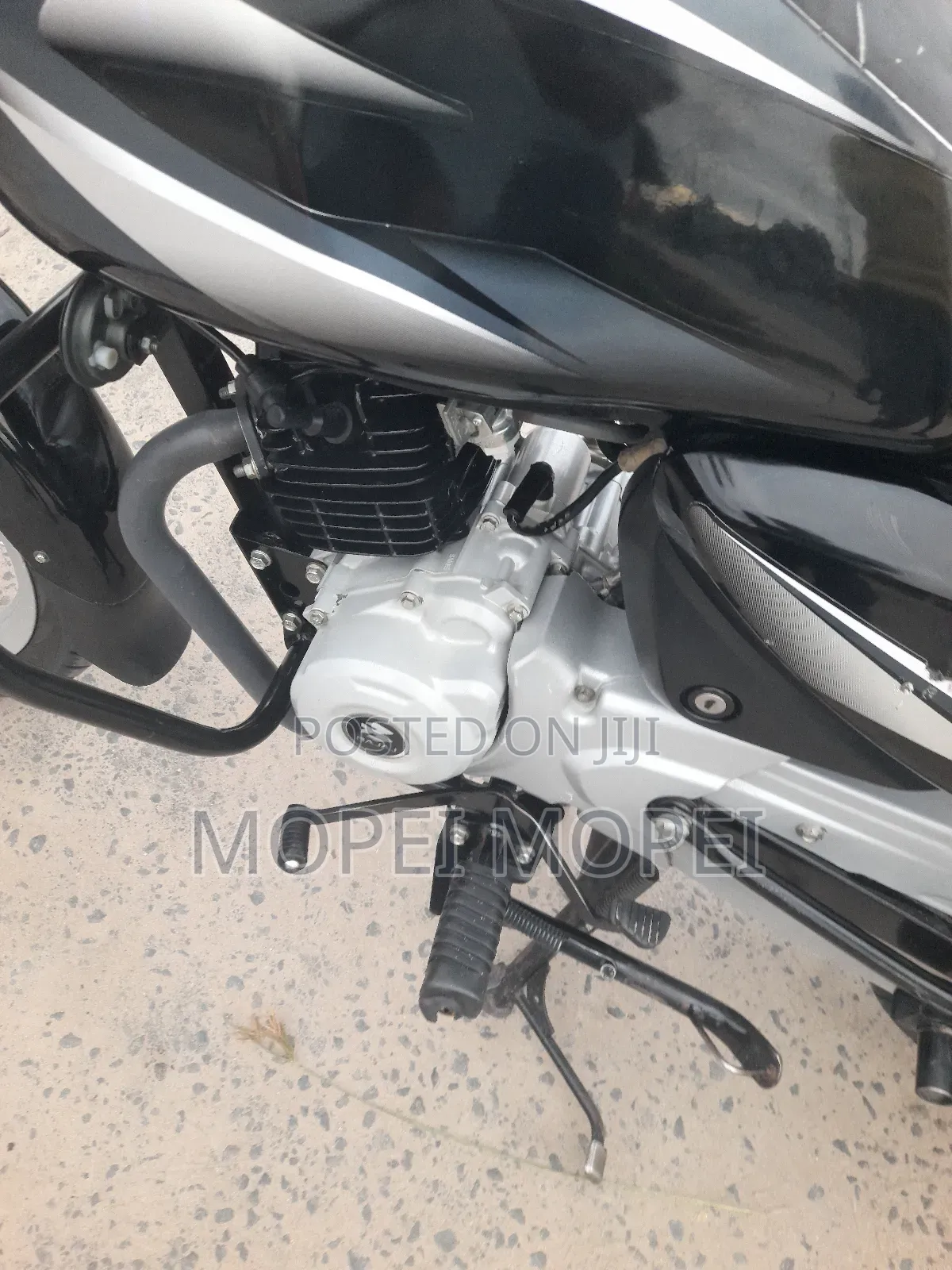 Bajaj Boxer 125 2025 Black