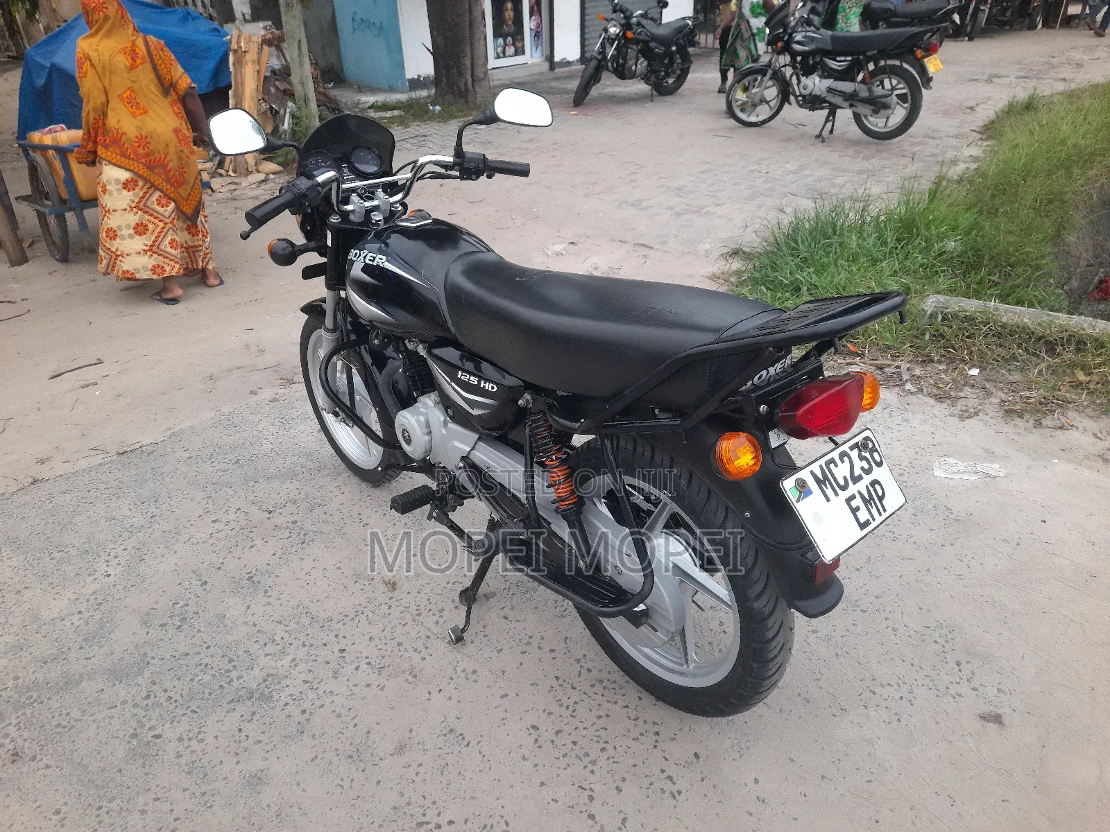 Bajaj Boxer 125 2025 Black